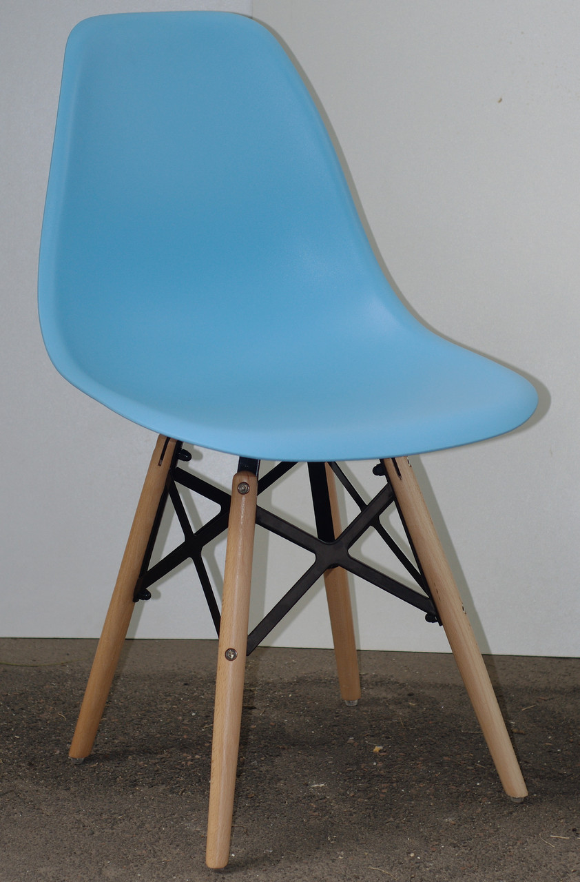 Стул eames голубой