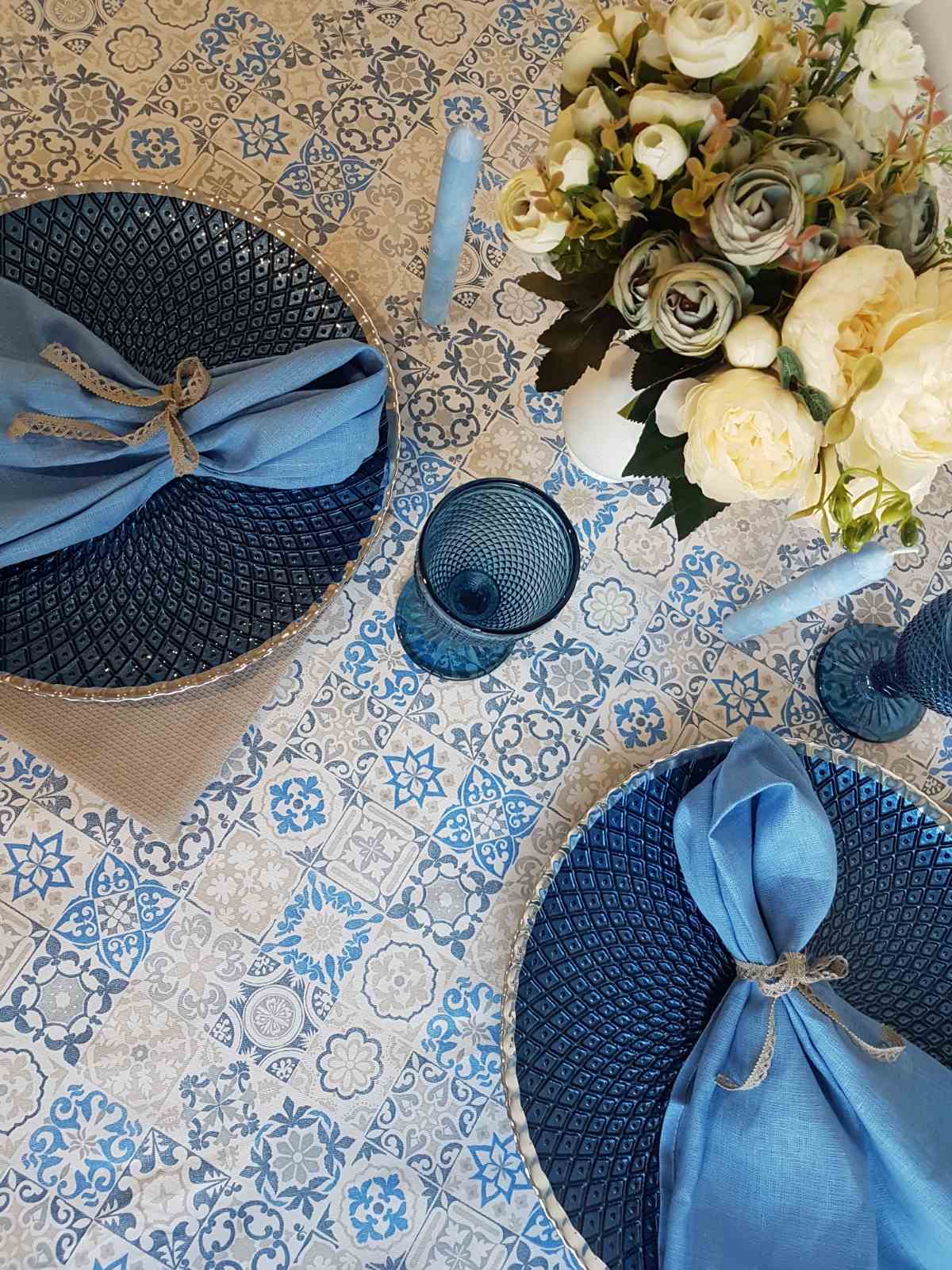 Скатерть Uoltex с акриловой поверхностью 140*140 см испанская плитка